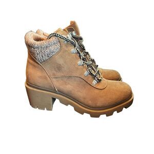 Universal Thread Tan Platform‎ Boots NWOT Size 9.5